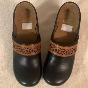 Dansko Shoes black and brown sz41